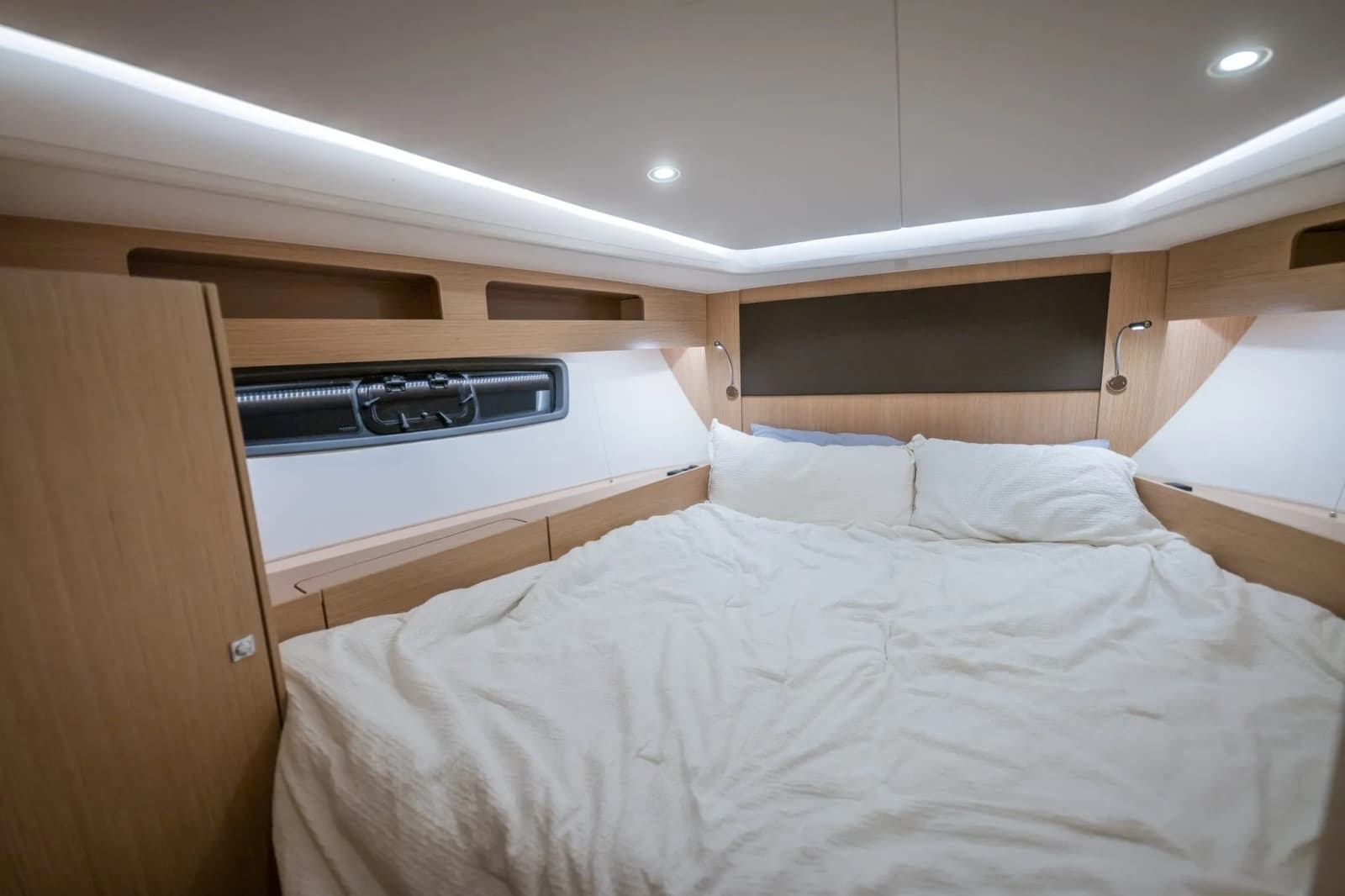 2022 Bavaria SR 41 Coupe - Photo 38