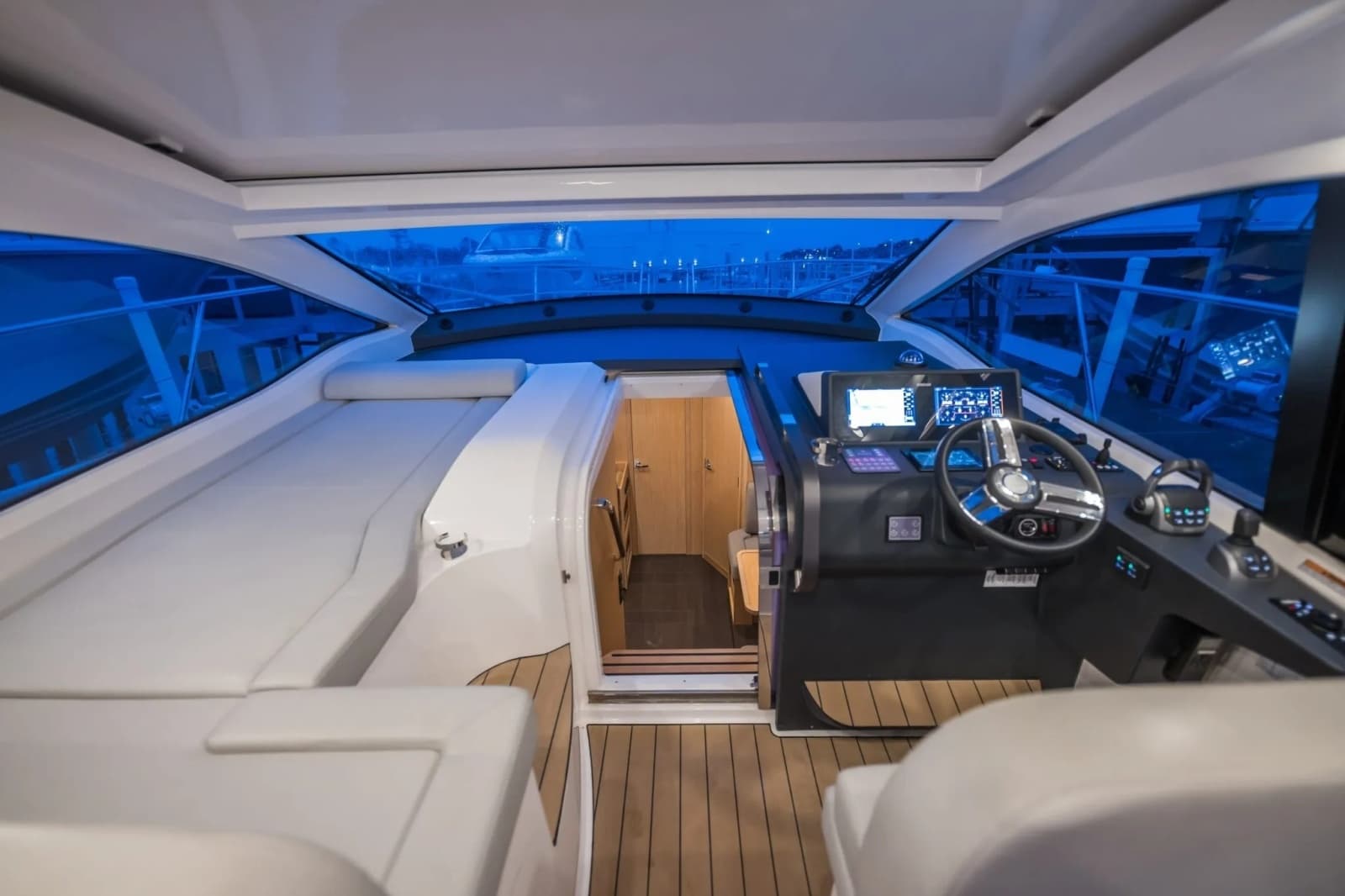 2022 Bavaria SR 41 Coupe - Photo 23