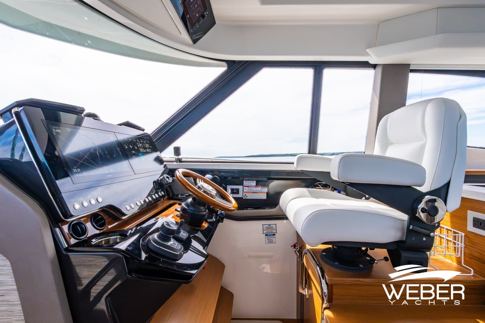 2026 Tiara Yachts  - Photo 61