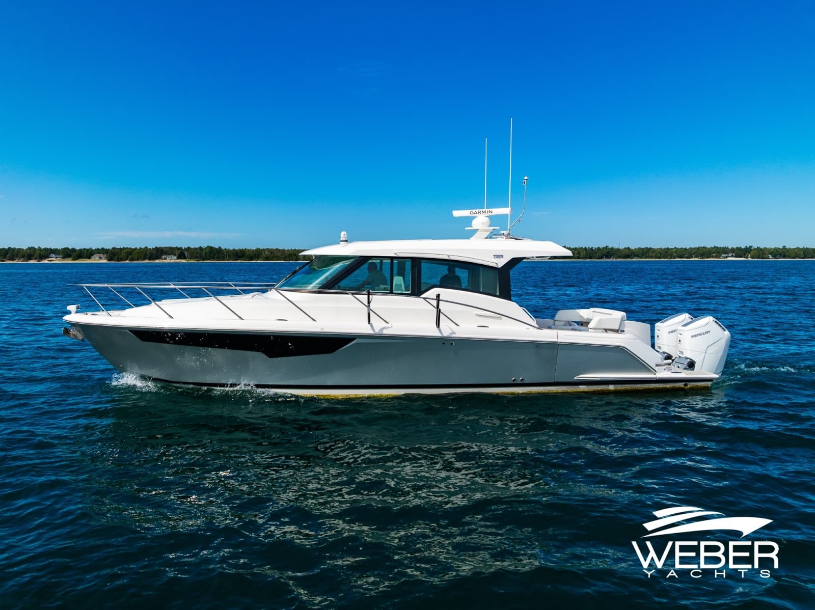 2026 Tiara Yachts  - Photo 11