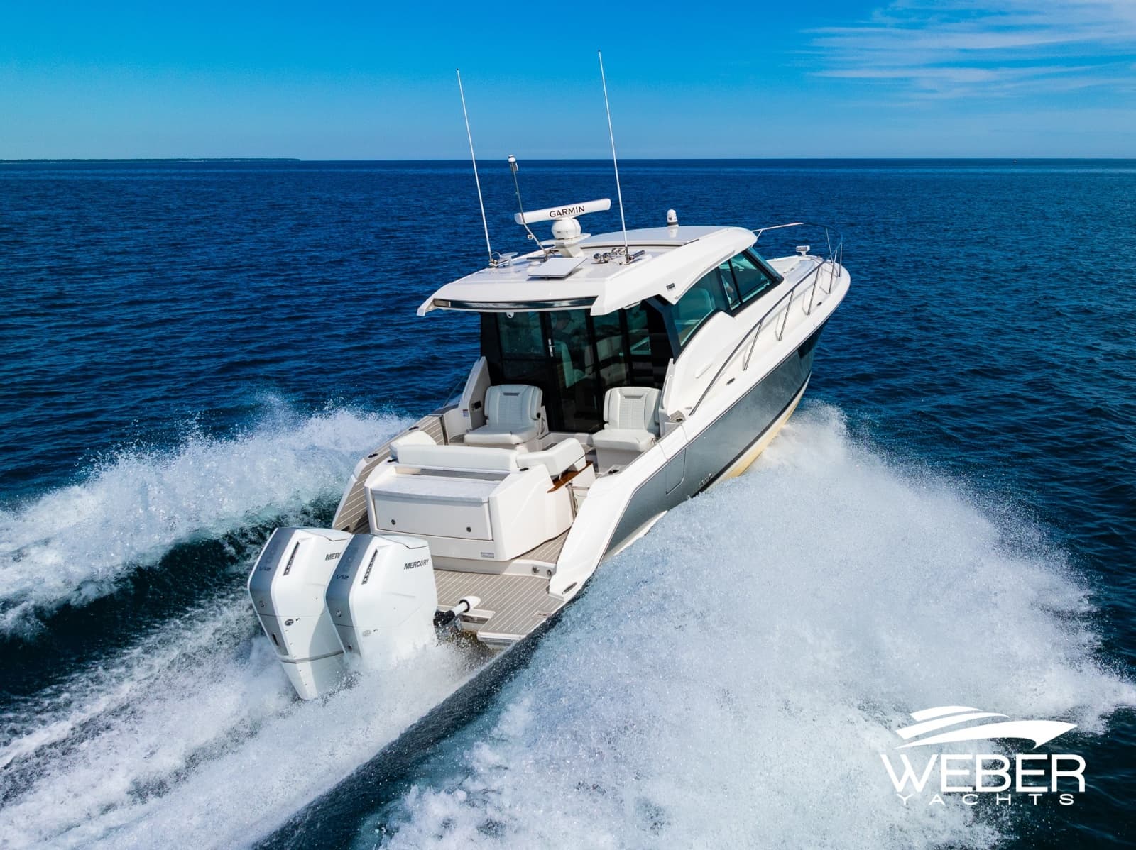 2026 Tiara Yachts  - Photo 9