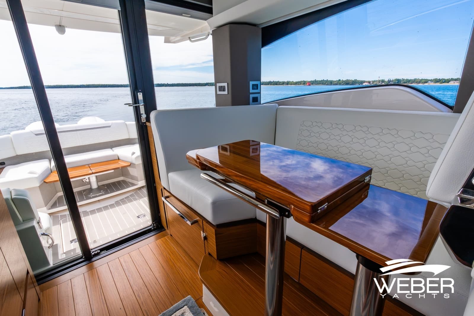 2026 Tiara Yachts  - Photo 53