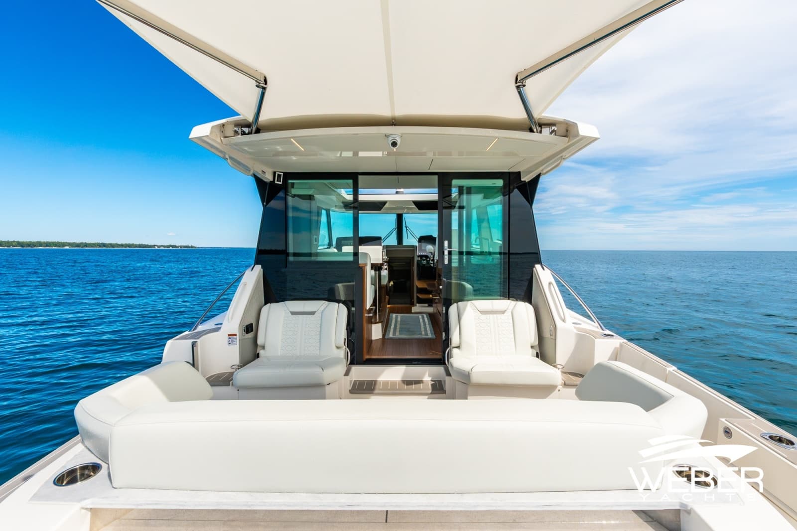 2026 Tiara Yachts  - Photo 28