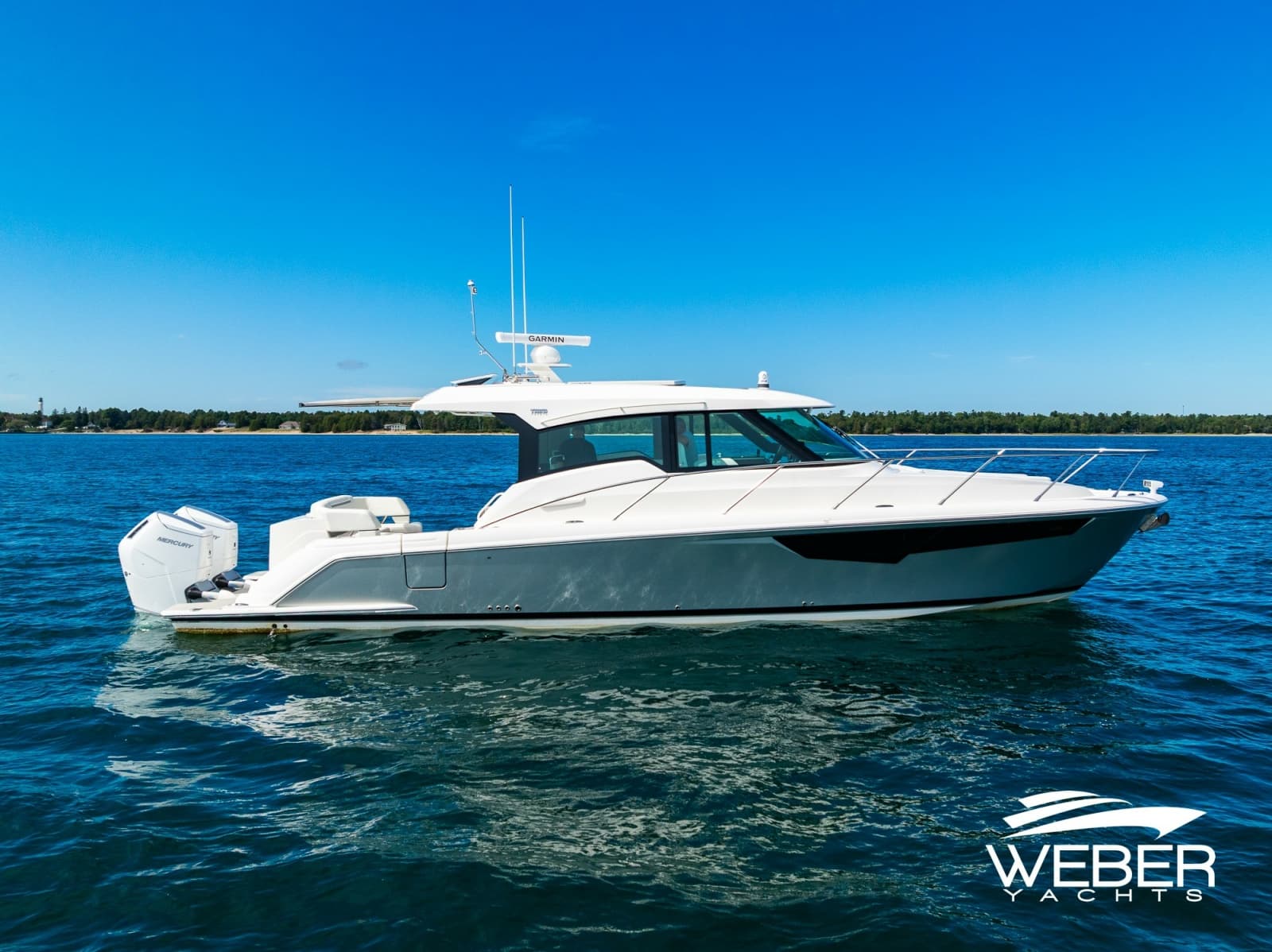 2026 Tiara Yachts  - Photo 1