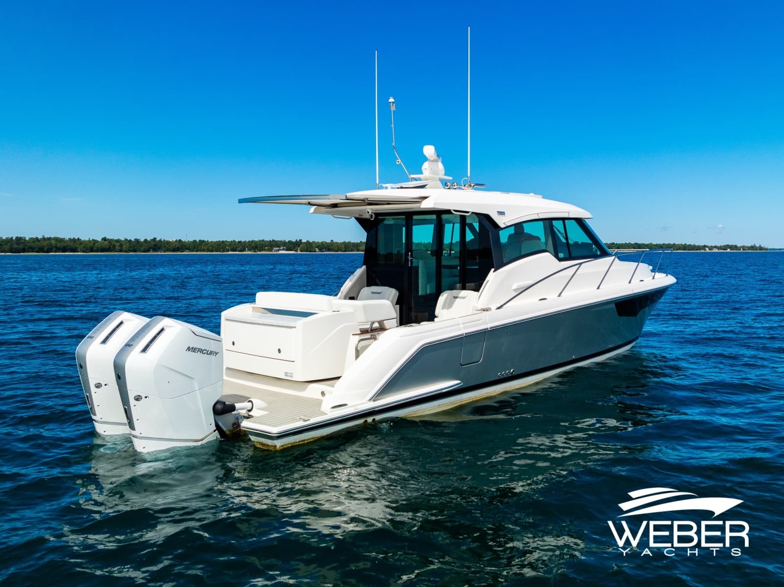 2026 Tiara Yachts  - Photo 25