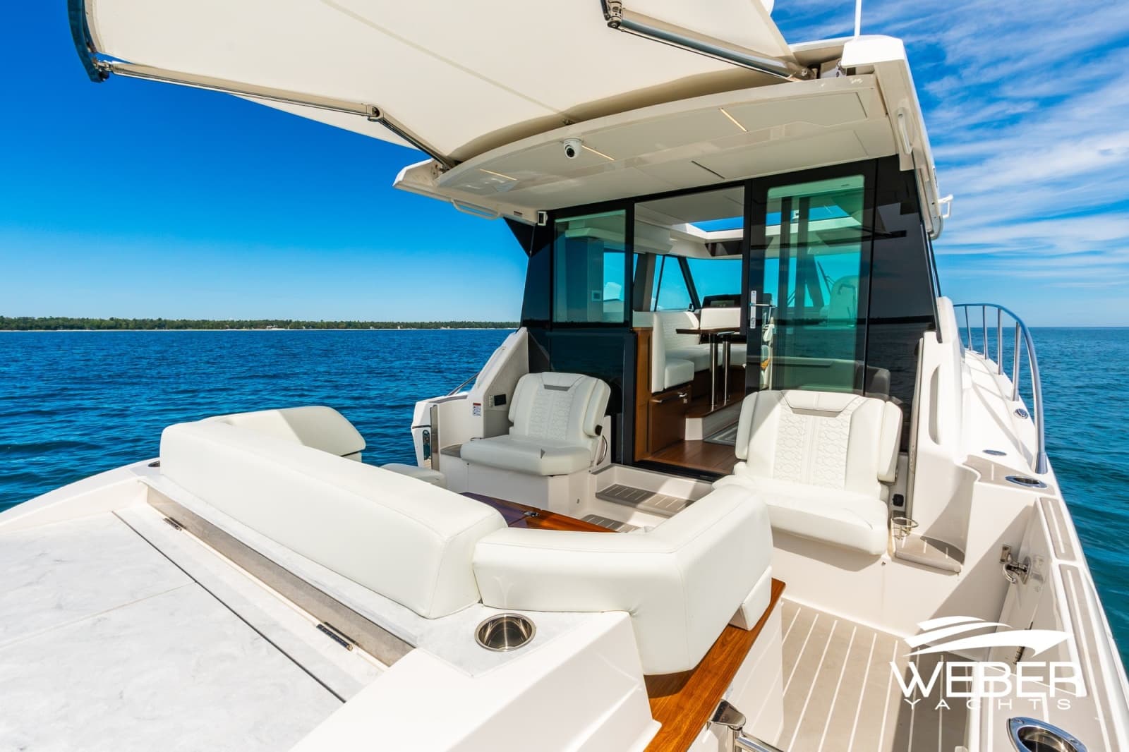 2026 Tiara Yachts  - Photo 26