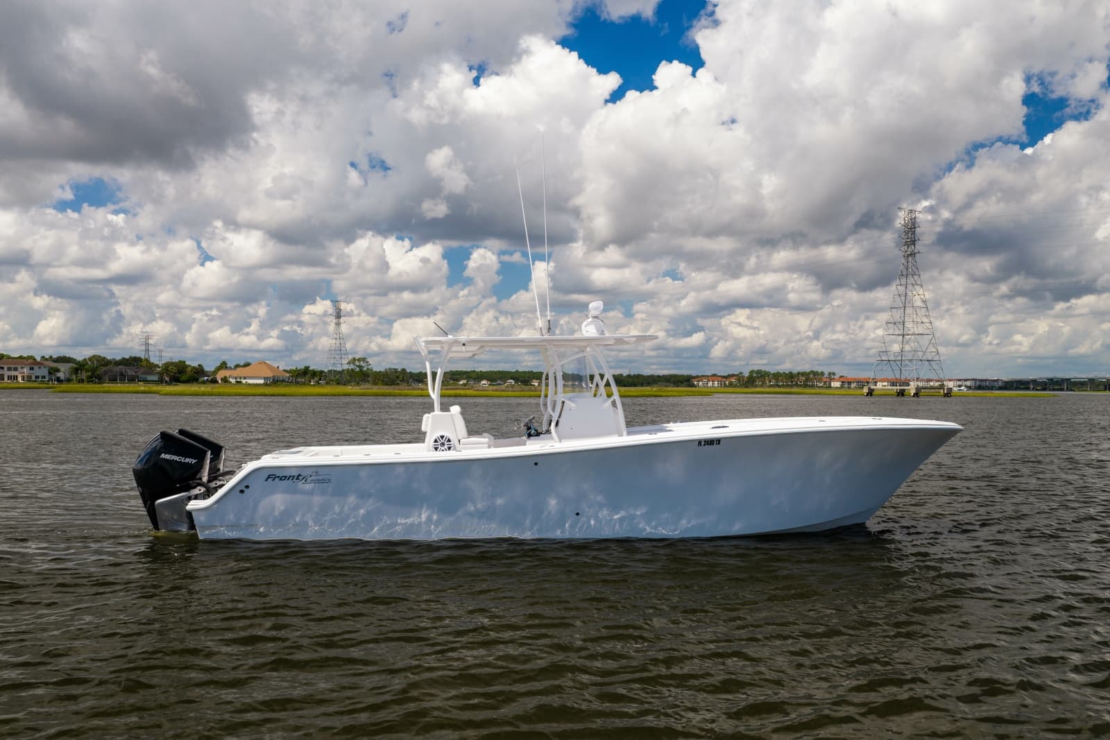 2025 Front Runner Center Console - Photo 1