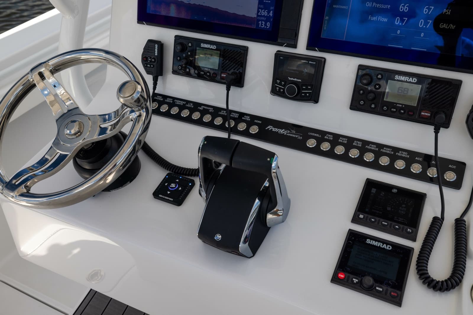 2025 Front Runner Center Console - Photo 27