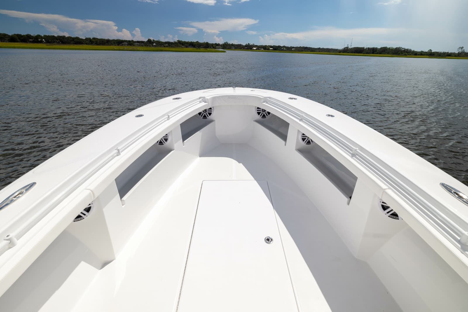 2025 Front Runner Center Console - Photo 15