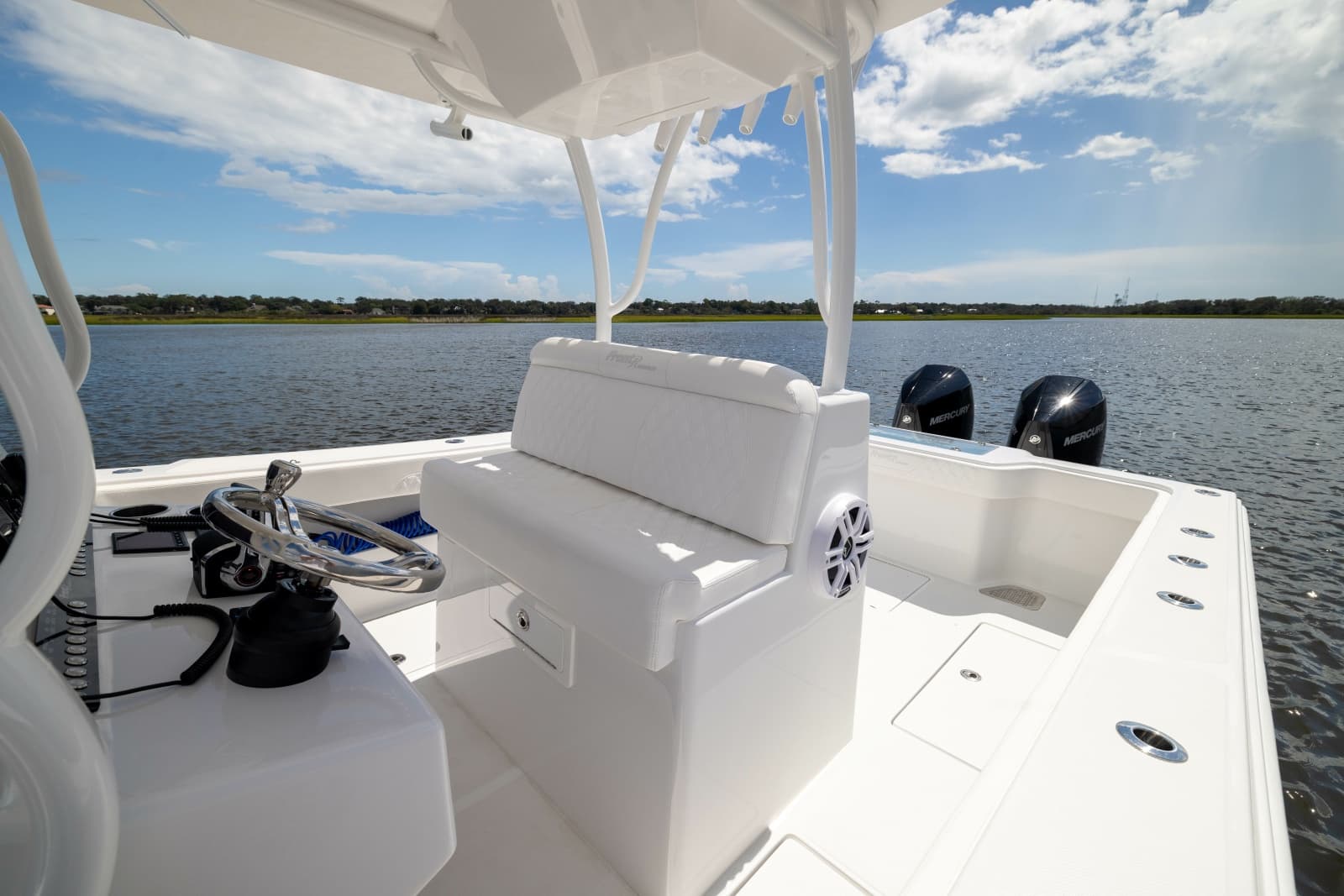 2025 Front Runner Center Console - Photo 22