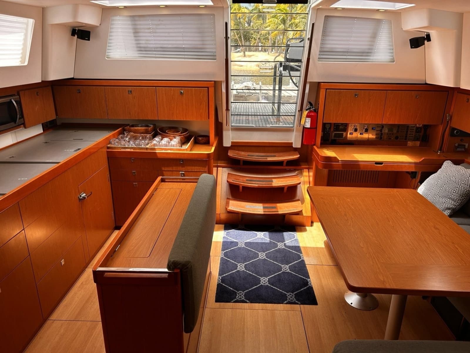 2016 Beneteau SENSE 55 - Photo 5