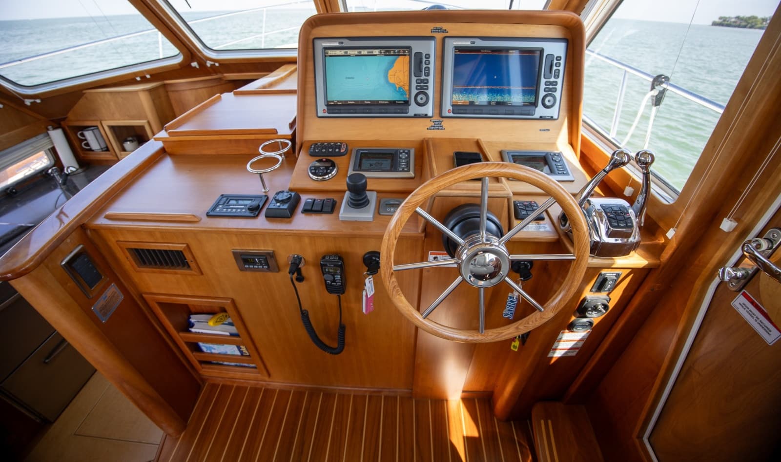2010 Sabre 40 Sedan - Photo 29
