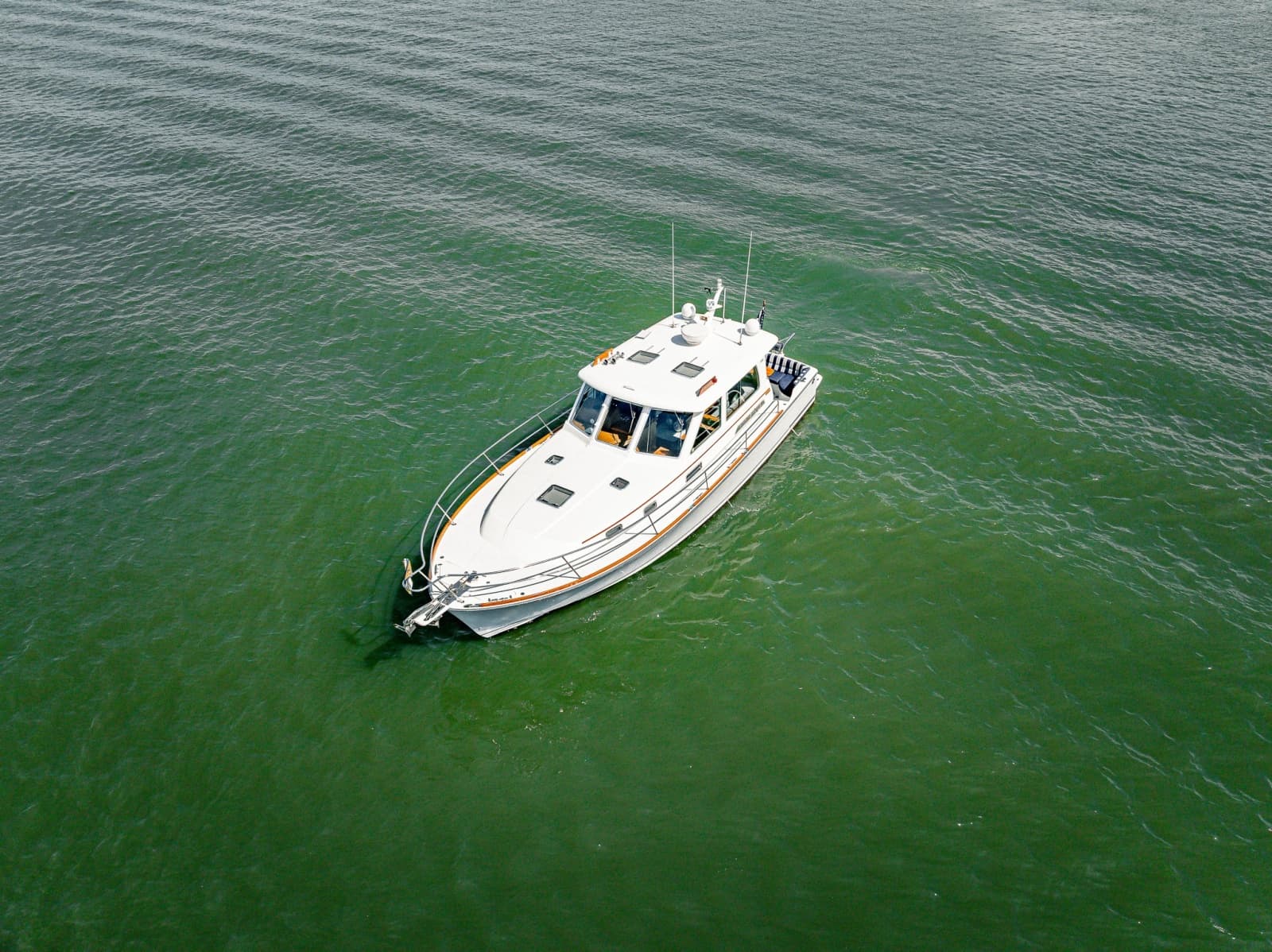 2010 Sabre 40 Sedan - Photo 10