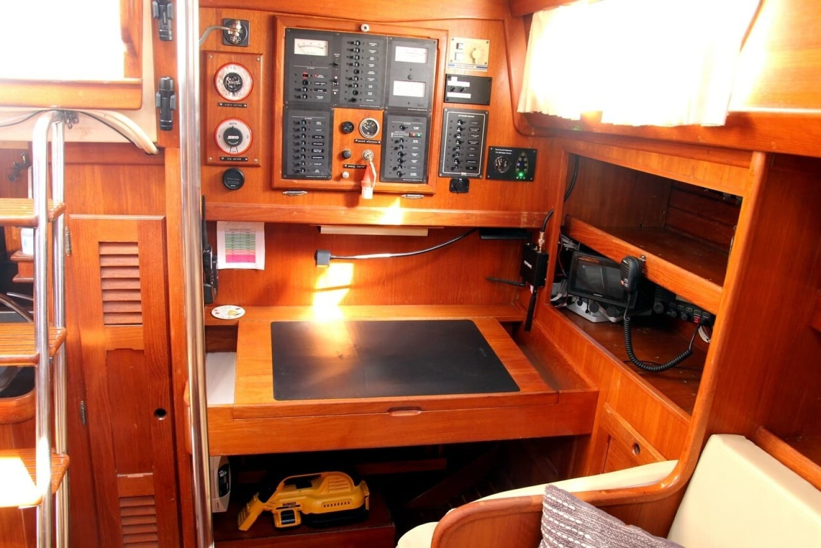 1982 Bristol 41.1 - Photo 24