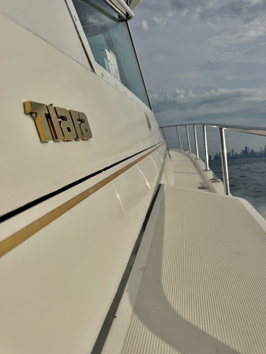 1997 Tiara Yachts 4000 Express - Photo 9