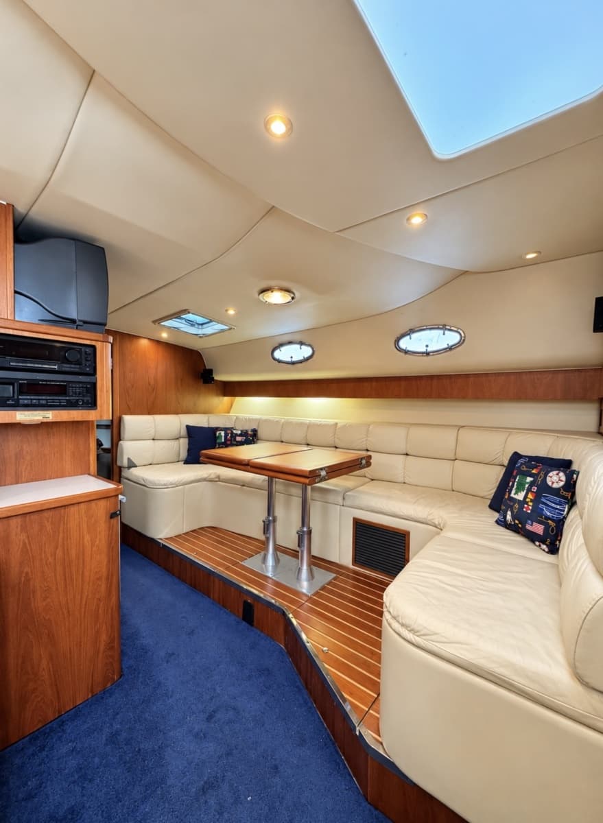 1997 Tiara Yachts 4000 Express - Photo 38