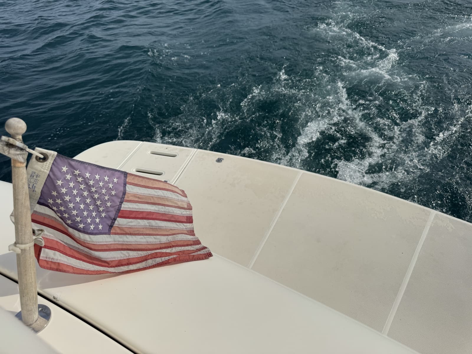 1997 Tiara Yachts 4000 Express - Photo 11