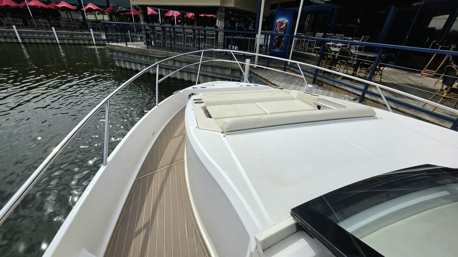 2023 Regal 36 XO - Photo 18