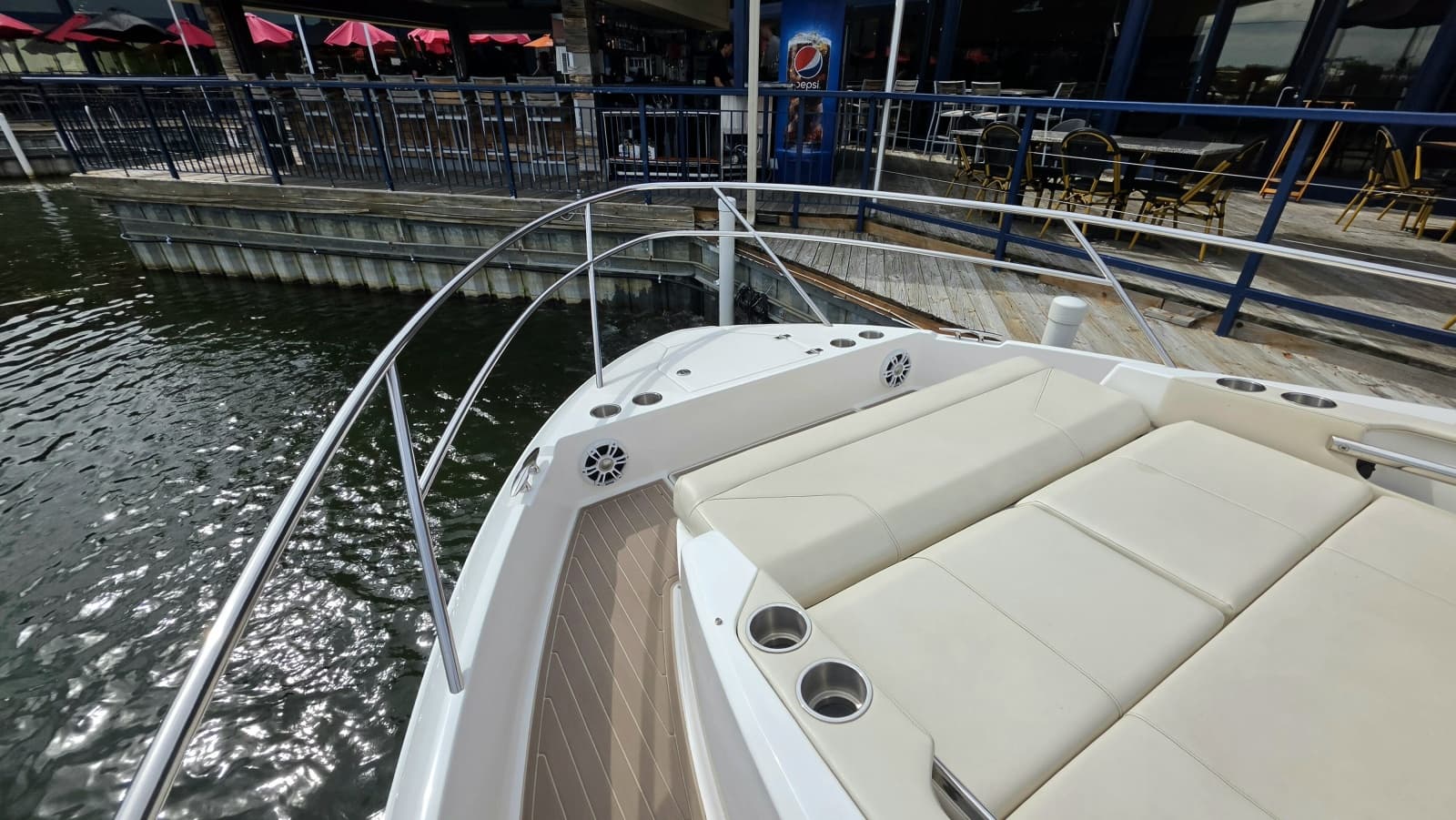 2023 Regal 36 XO - Photo 20