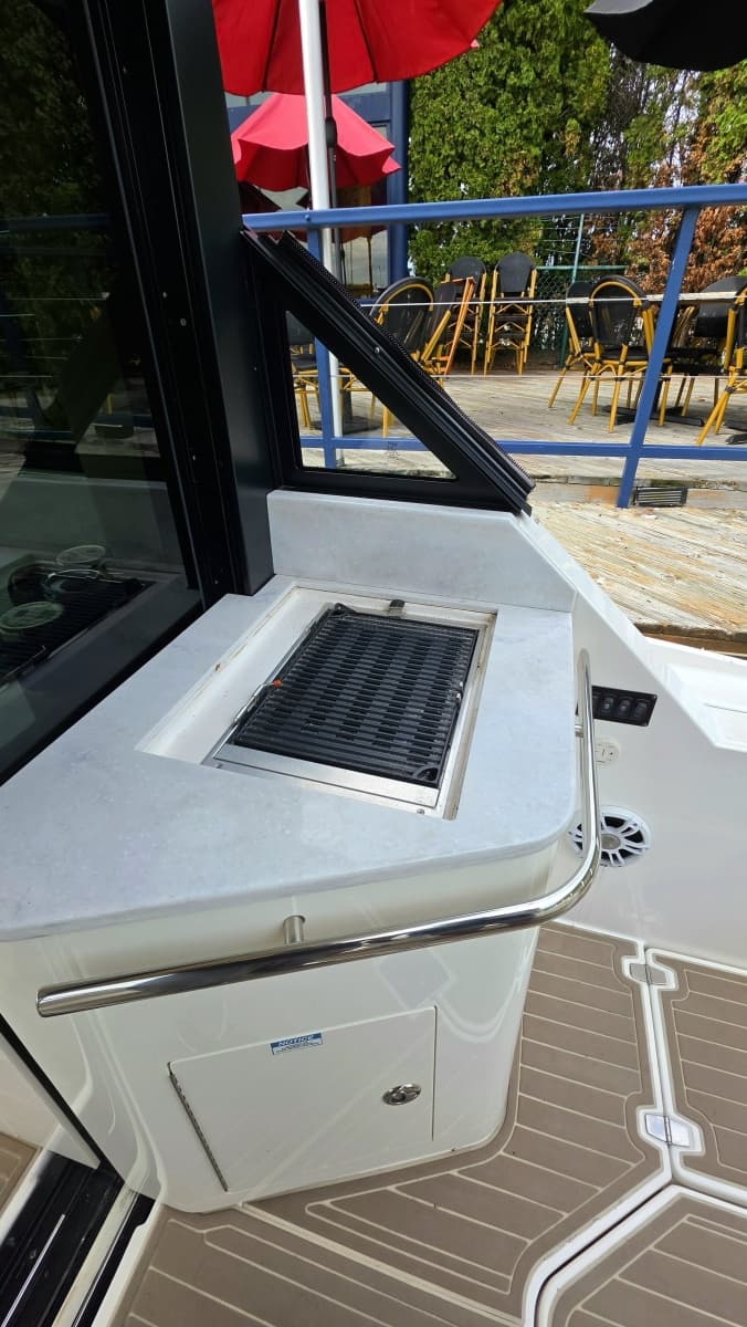 2023 Regal 36 XO - Photo 11