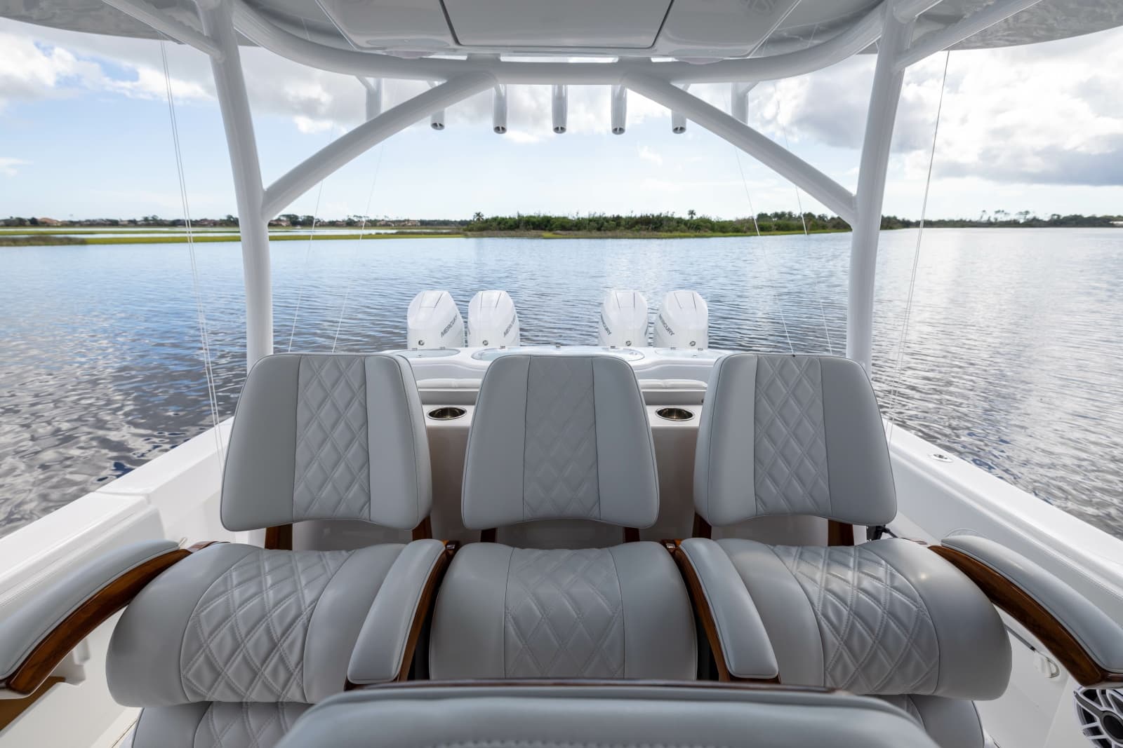 2025 Front Runner Catamaran - Photo 29