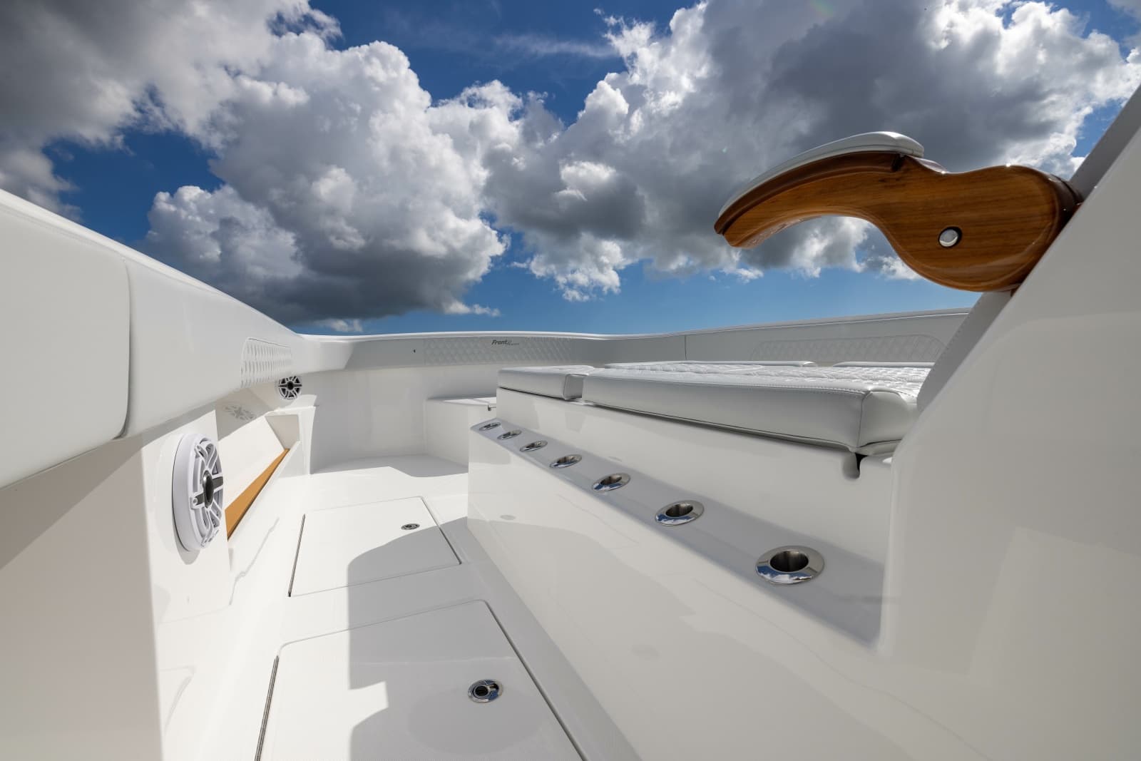2025 Front Runner Catamaran - Photo 18
