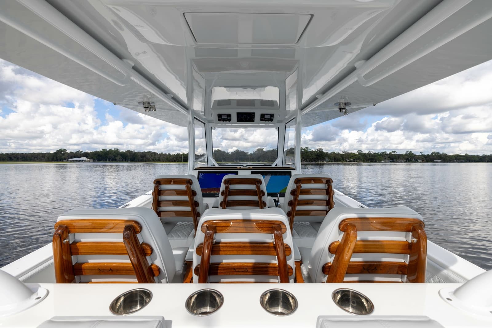 2025 Front Runner Catamaran - Photo 36