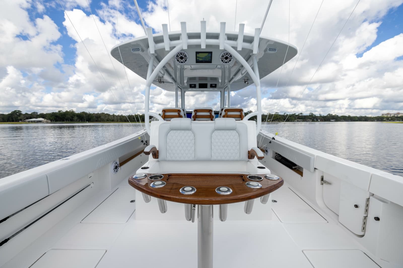 2025 Front Runner Catamaran - Photo 38