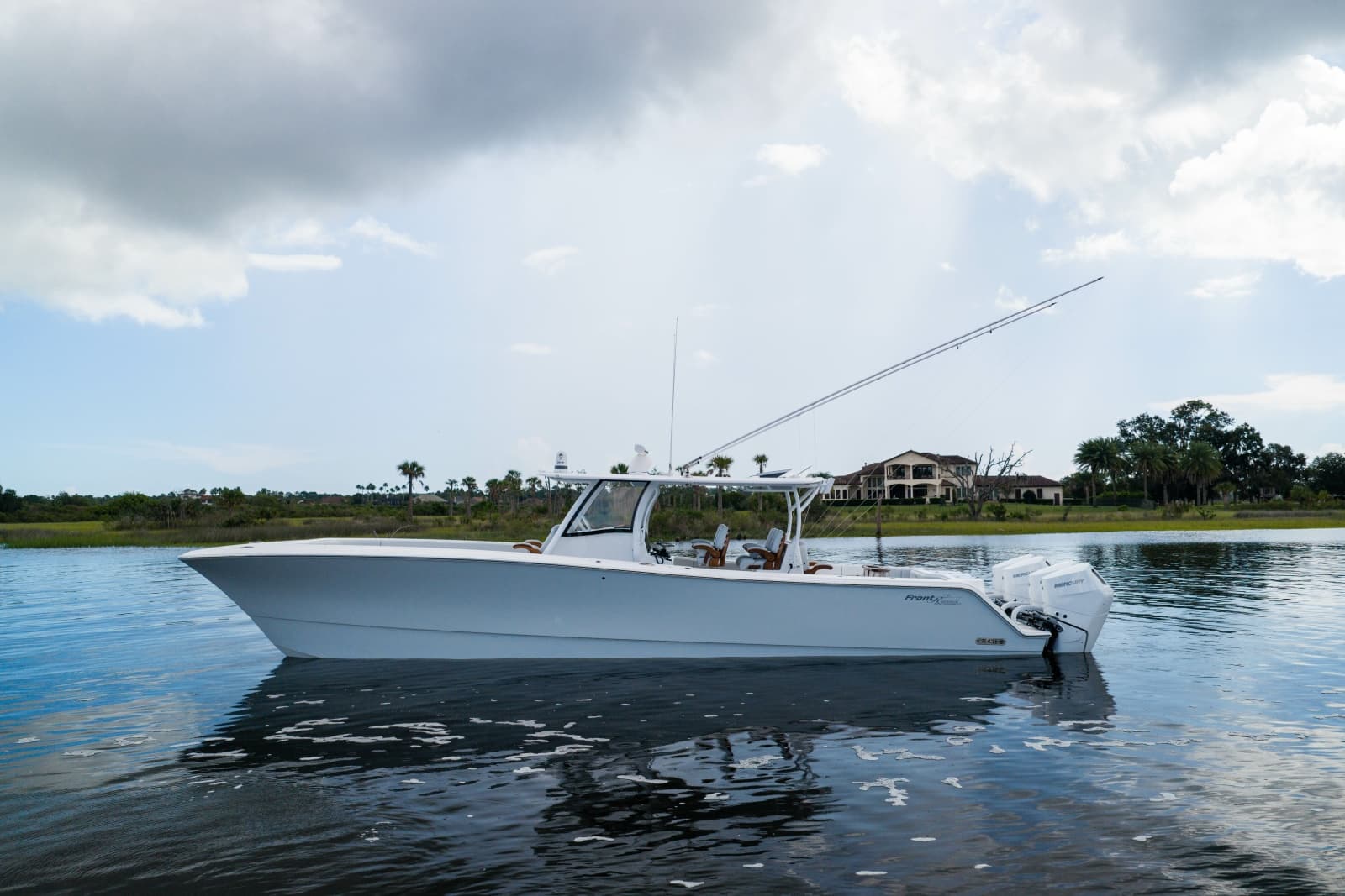 2025 Front Runner Catamaran - Photo 4