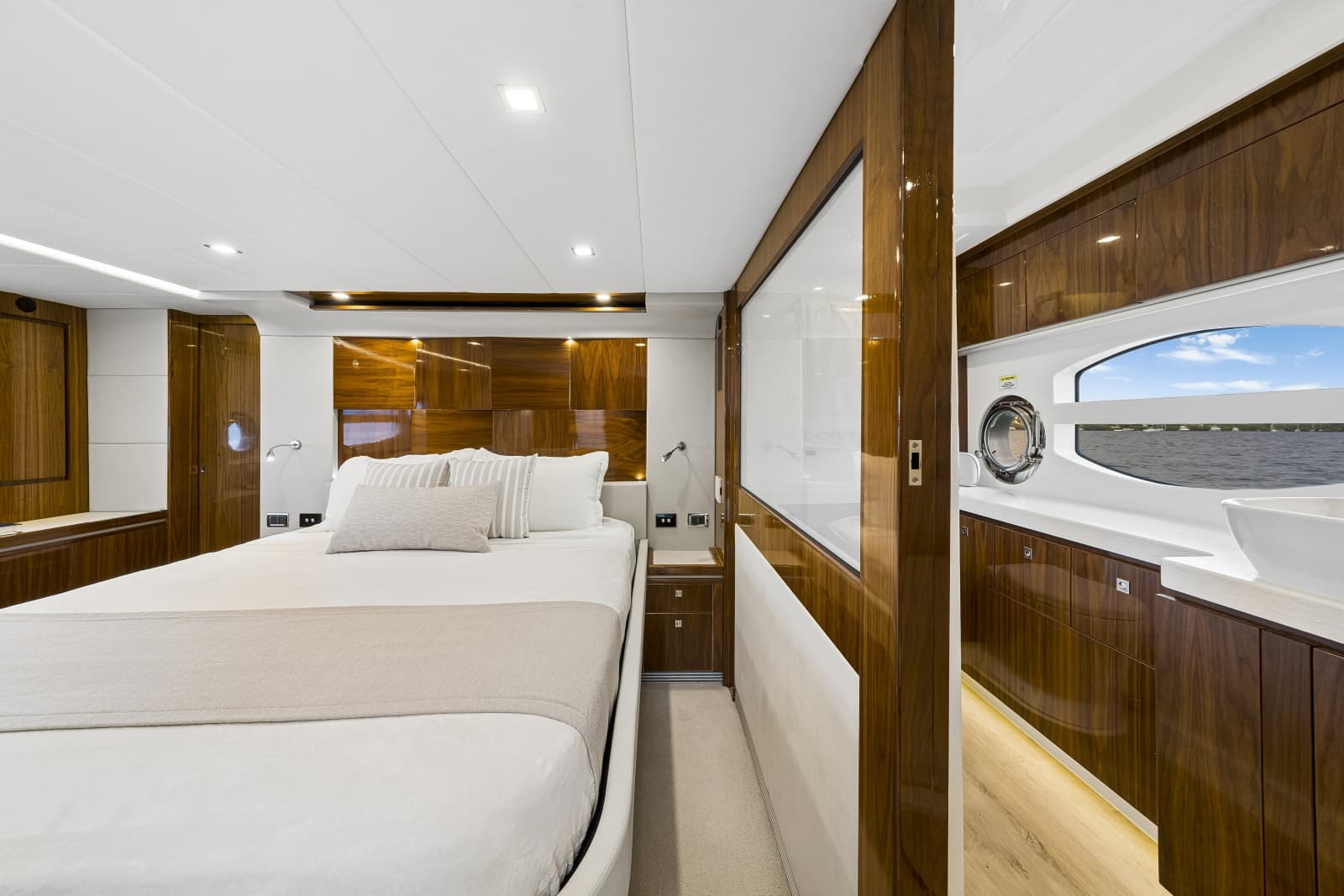 2019 Riviera 6000SY - Photo 38