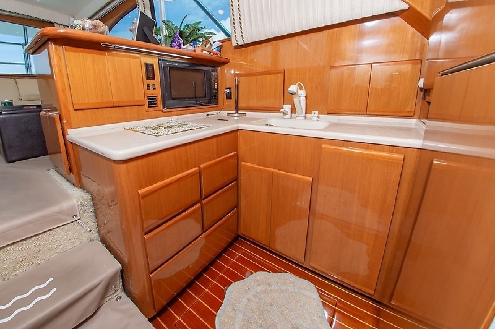 2005 Post 50 Convertible - Photo 26