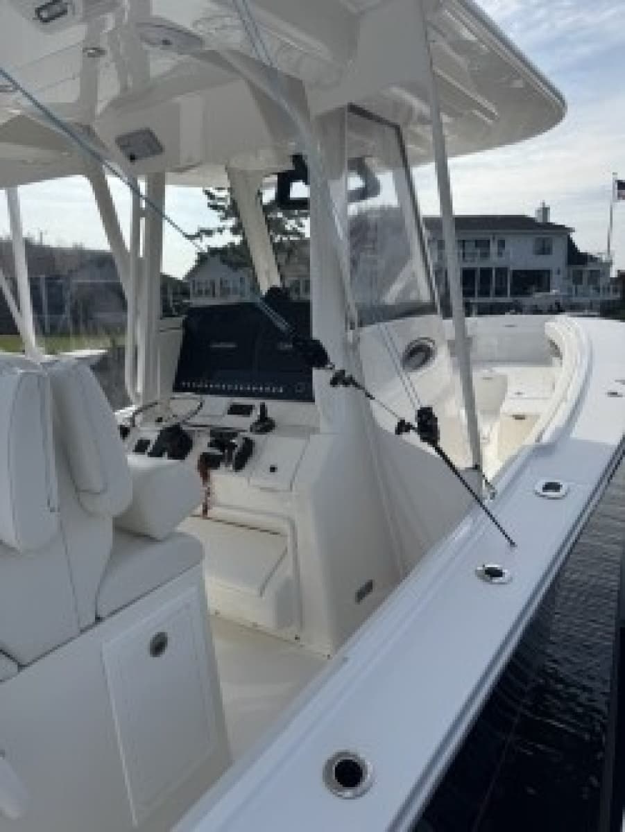 2021 Regulator 31 - Photo 19