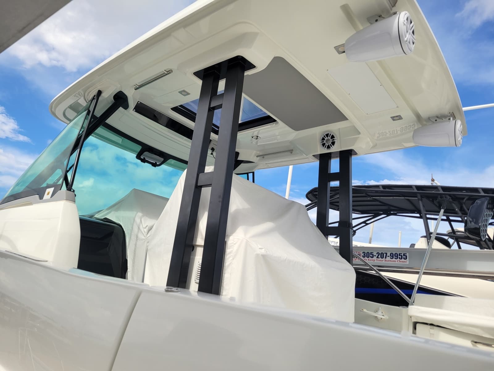 2025 Jeanneau Leader 10.5 WA Series 2 - Photo 12