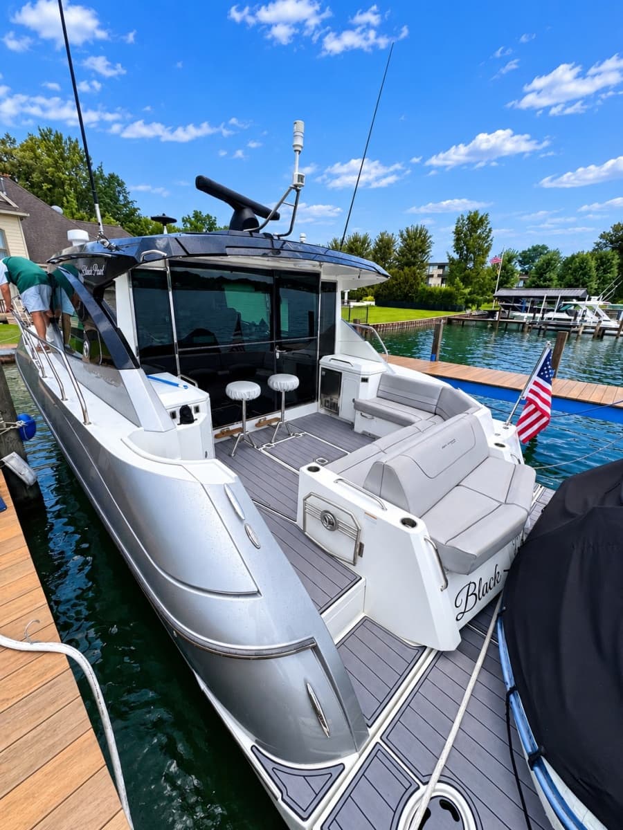2016 Cruisers Yachts 45 Cantius - Photo 13
