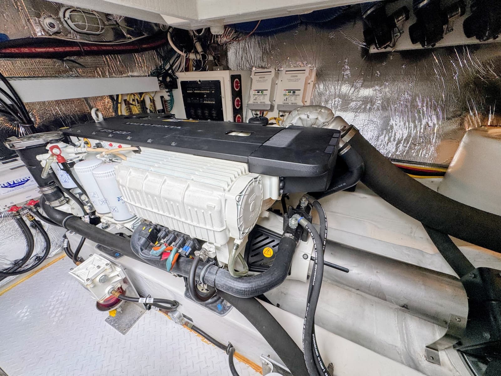 2016 Cruisers Yachts 45 Cantius - Photo 54