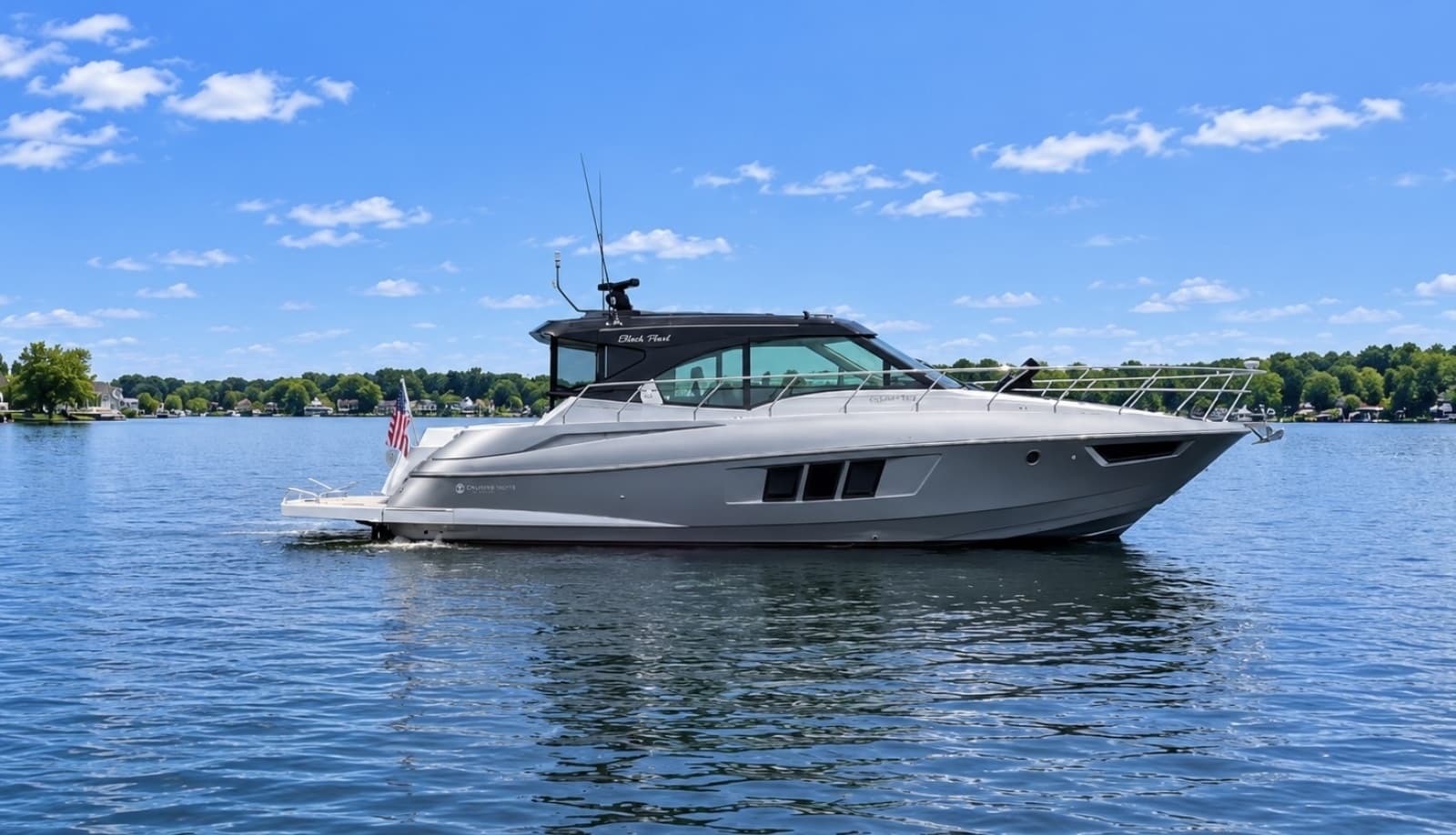 2016 Cruisers Yachts 45 Cantius - Photo 1