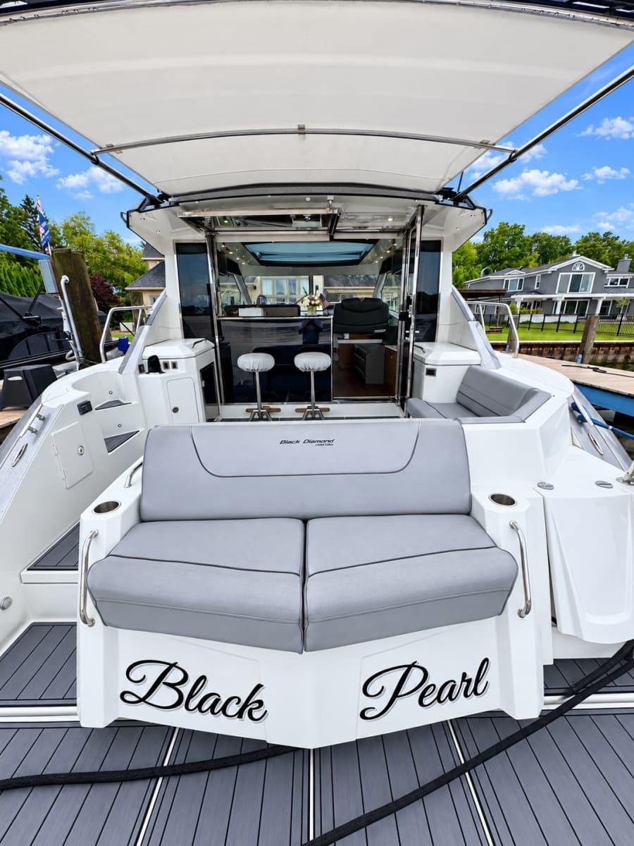 2016 Cruisers Yachts 45 Cantius - Photo 18