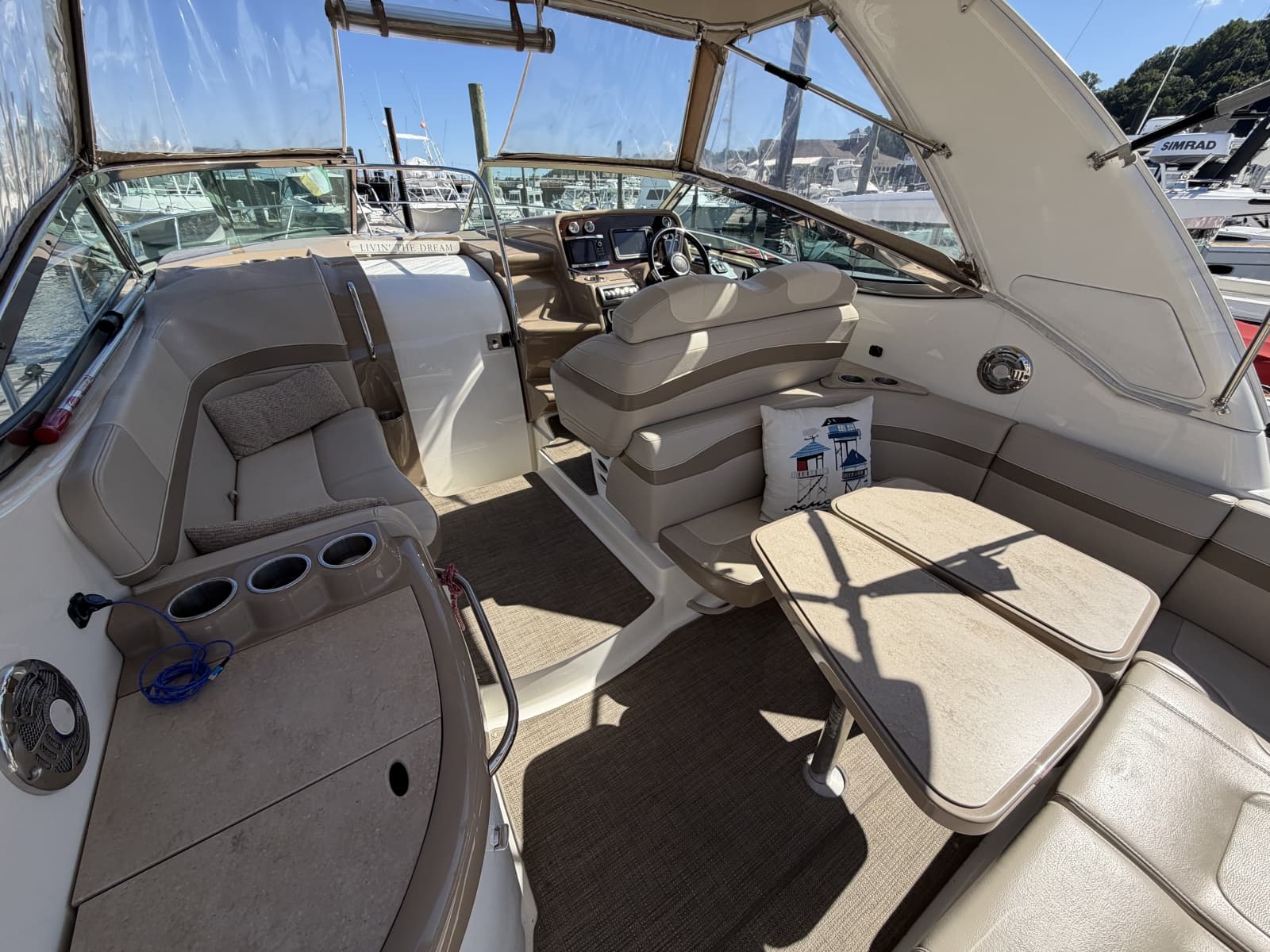 2015 Formula 31 Performance Cruiser - Photo 10