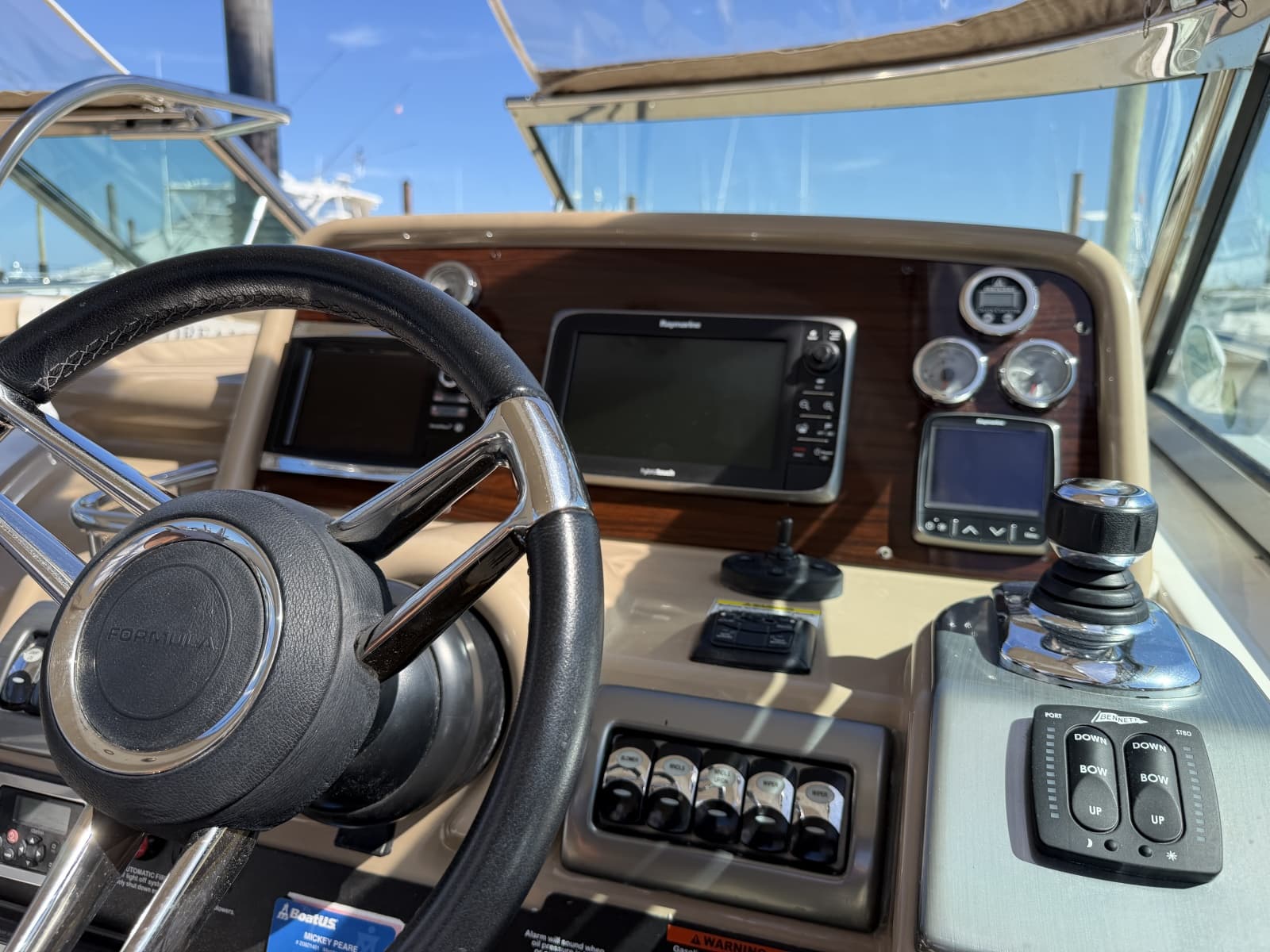 2015 Formula 31 Performance Cruiser - Photo 20