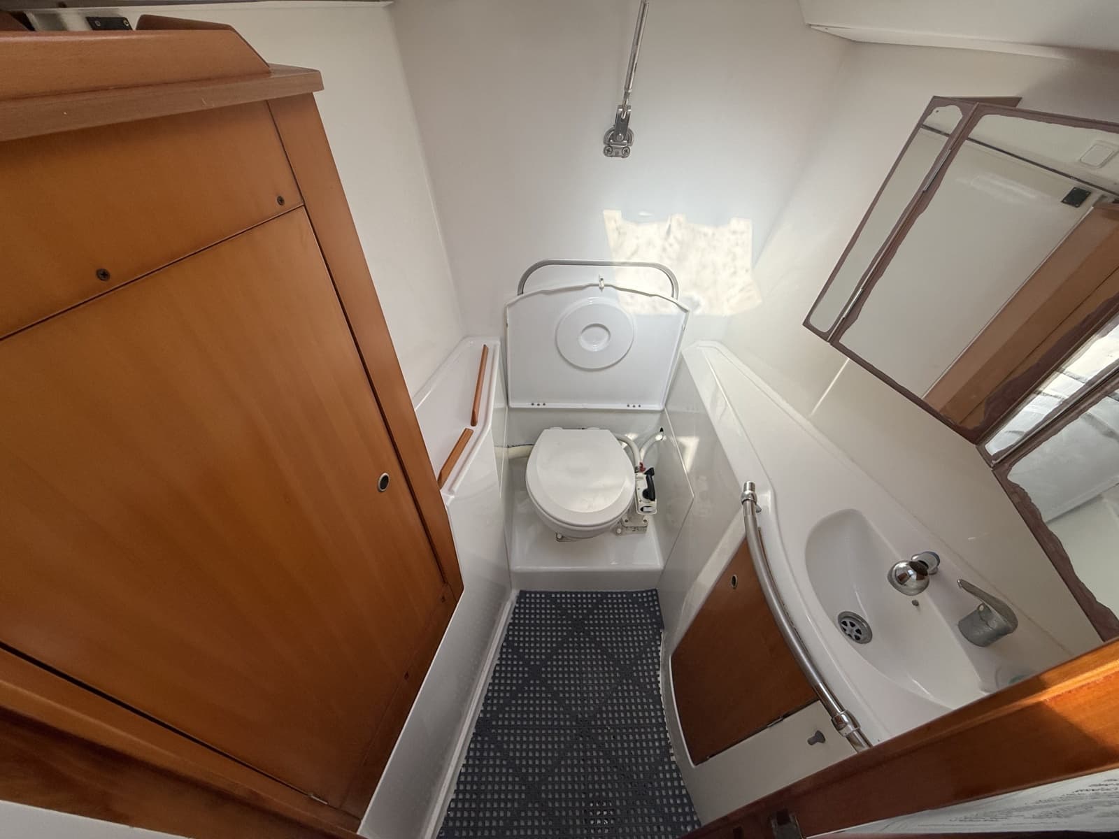 2006 Beneteau First 44.7 - Photo 37