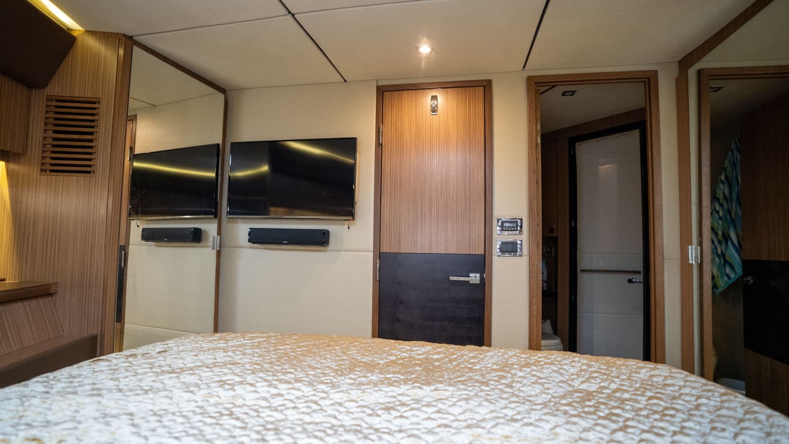 2016 Sea Ray L590 - Photo 42