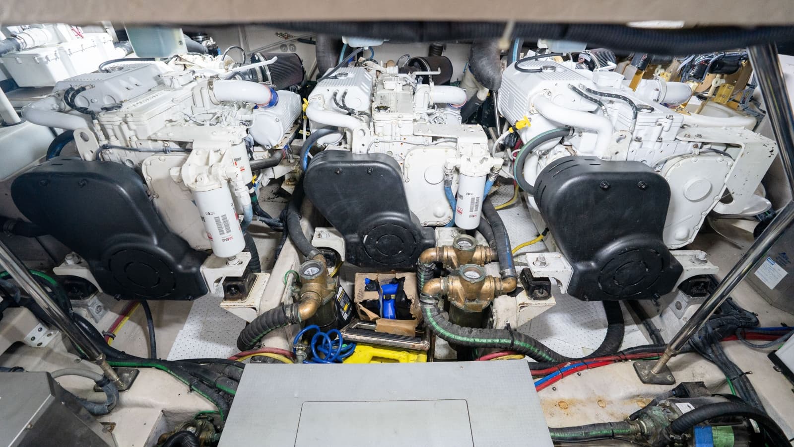 2016 Sea Ray L590 - Photo 46