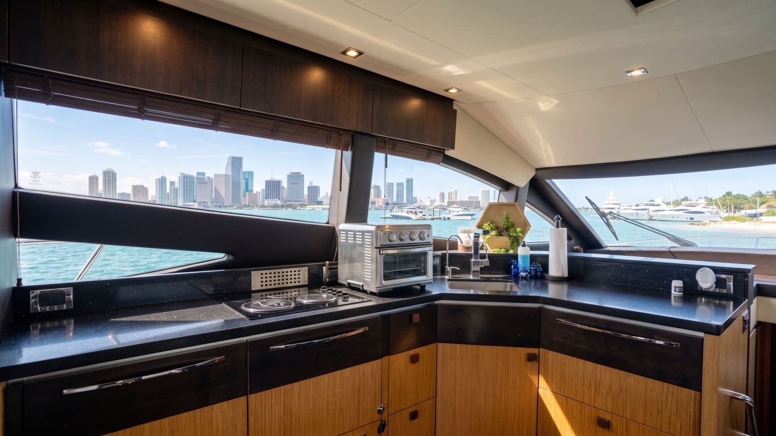 2016 Sea Ray L590 - Photo 23