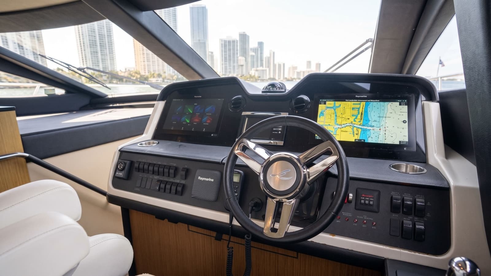 2016 Sea Ray L590 - Photo 28