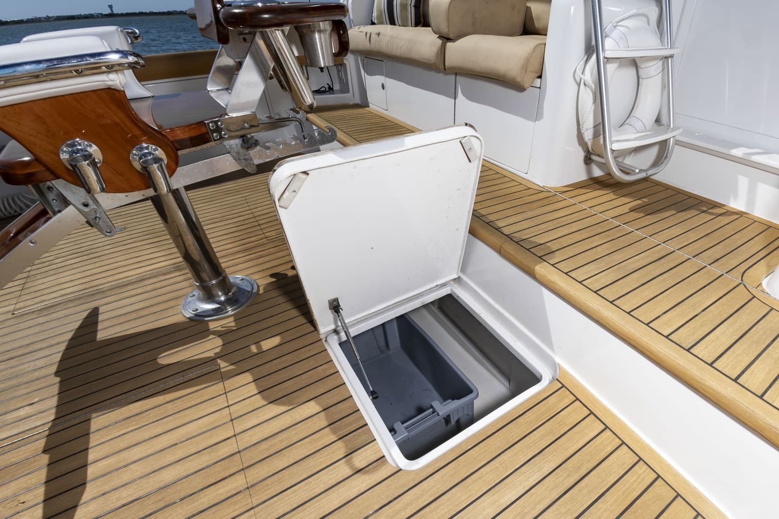 1996 Ocean Yachts 53 Super Sport - Photo 20