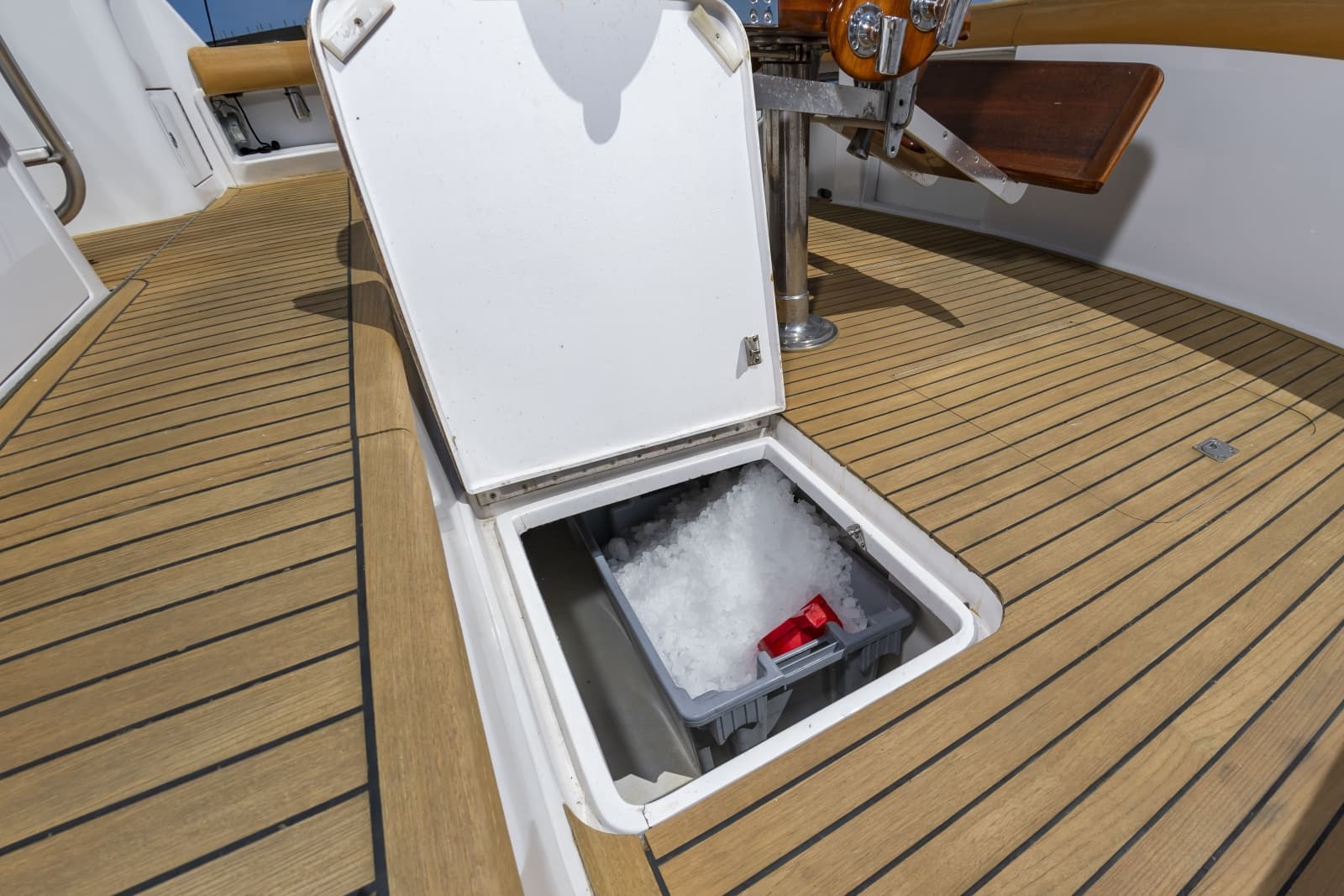 1996 Ocean Yachts 53 Super Sport - Photo 21