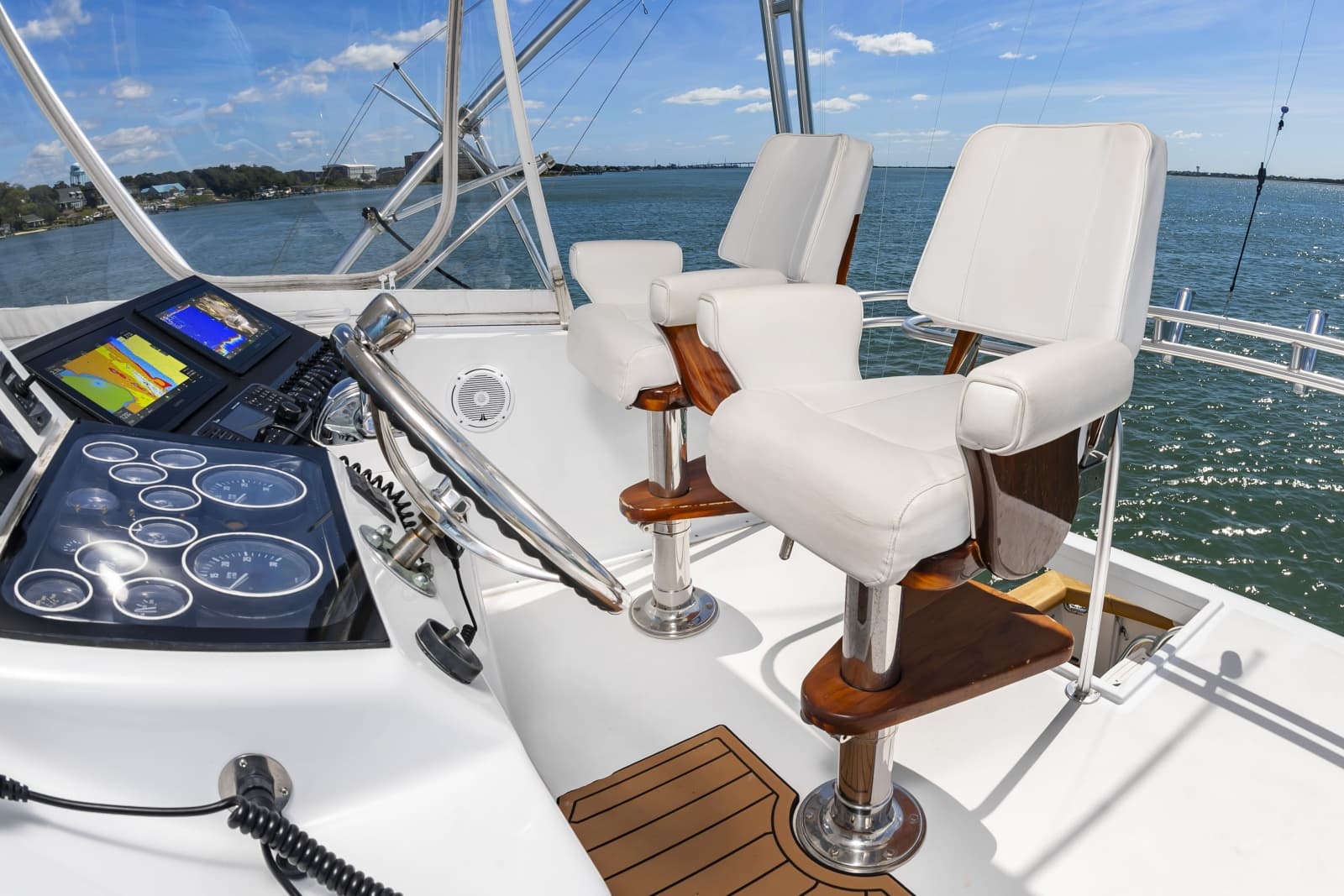 1996 Ocean Yachts 53 Super Sport - Photo 23