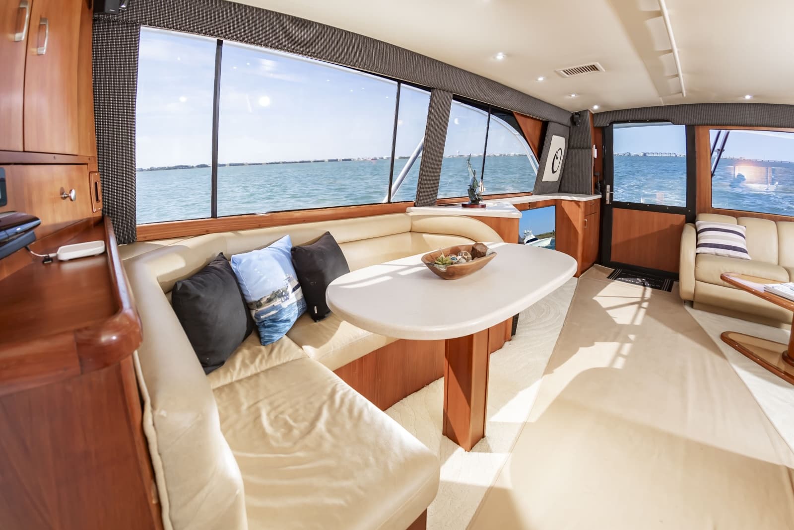 1996 Ocean Yachts 53 Super Sport - Photo 38