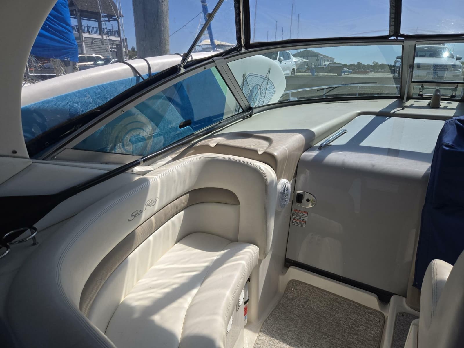 2005 Sea Ray 320 Sundancer - Photo 15