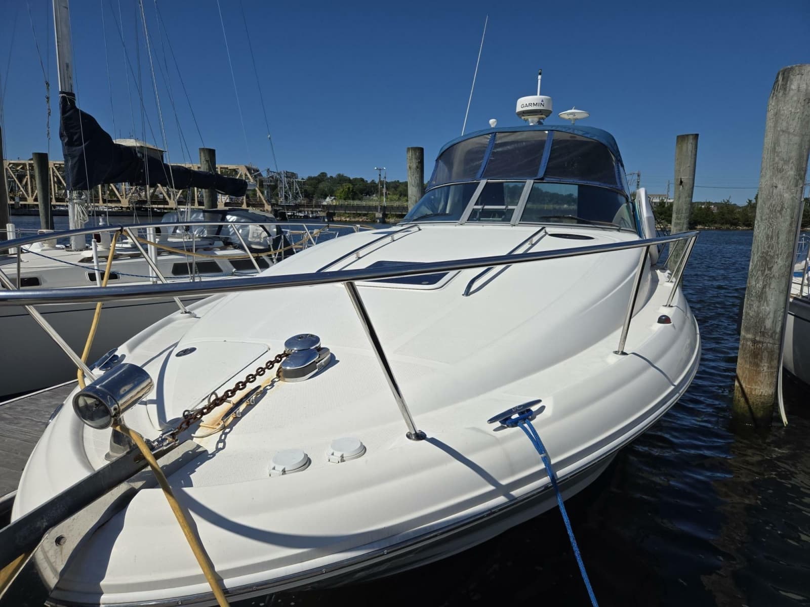 2005 Sea Ray 320 Sundancer - Photo 23